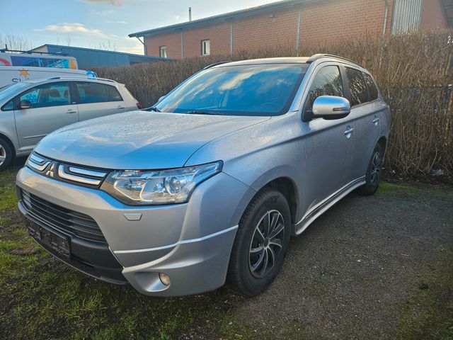 Mitsubishi Outlander ClearTec Instyle 4WD- 7 Sitzer