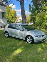 Volkswagen Golf 7  Top Zustand! - Volkswagen Golf aus 2012: 7