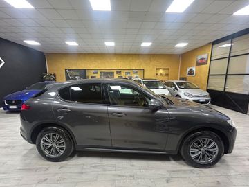 Alfa-Romeo Stelvio - 4