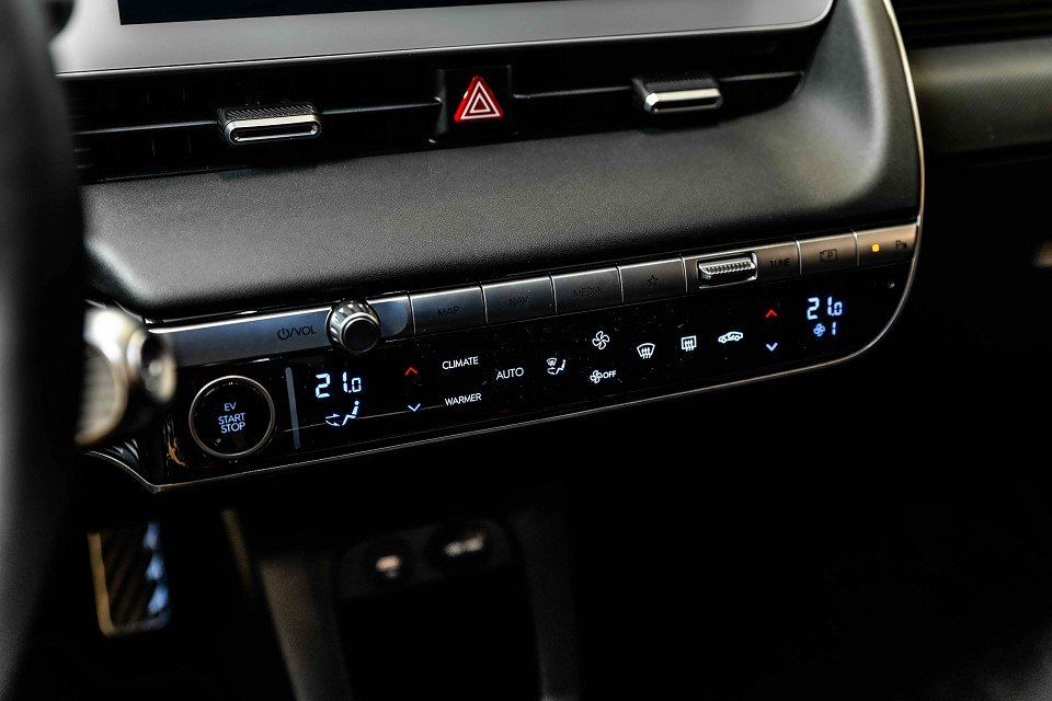 Fahrzeugabbildung Hyundai IONIQ 5 77,4kWh AWD UNIQ Relax