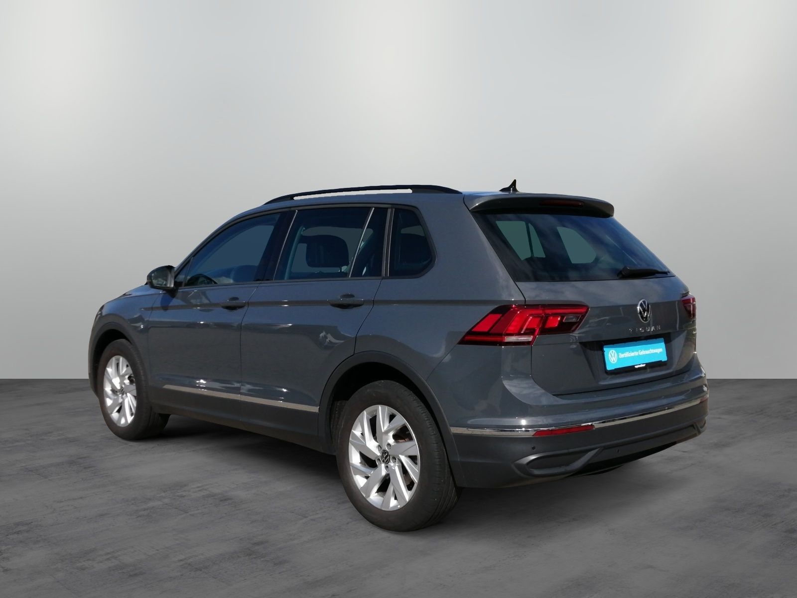 Volkswagen Tiguan Life 2.0TSI 4M DSG Pano Navi AHK LED foto 3