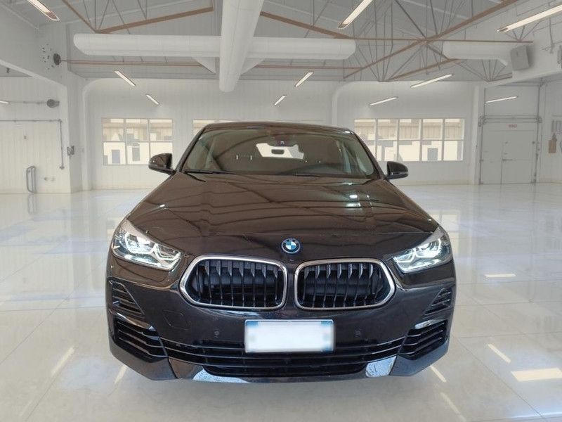BMW X2 XDRIVE 25E BUSINESS X AUTOMATICO SUV imagem 2