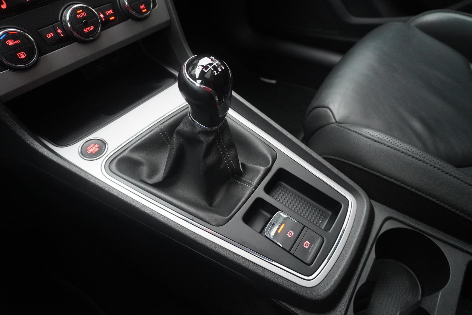 Seat Leon ST 1.5 Xcellence LED Navi Panorama Tempomat