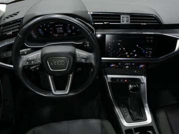 Audi Q3 - 12