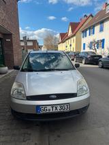 Ford Fiesta 2002 BJ TÜV 7/27 - Ford Fiesta aus 2002 mit Diesel-Antrieb
