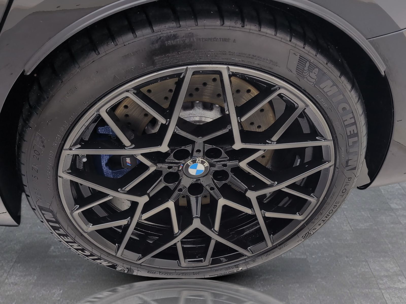 BMW M8 - Bild 17