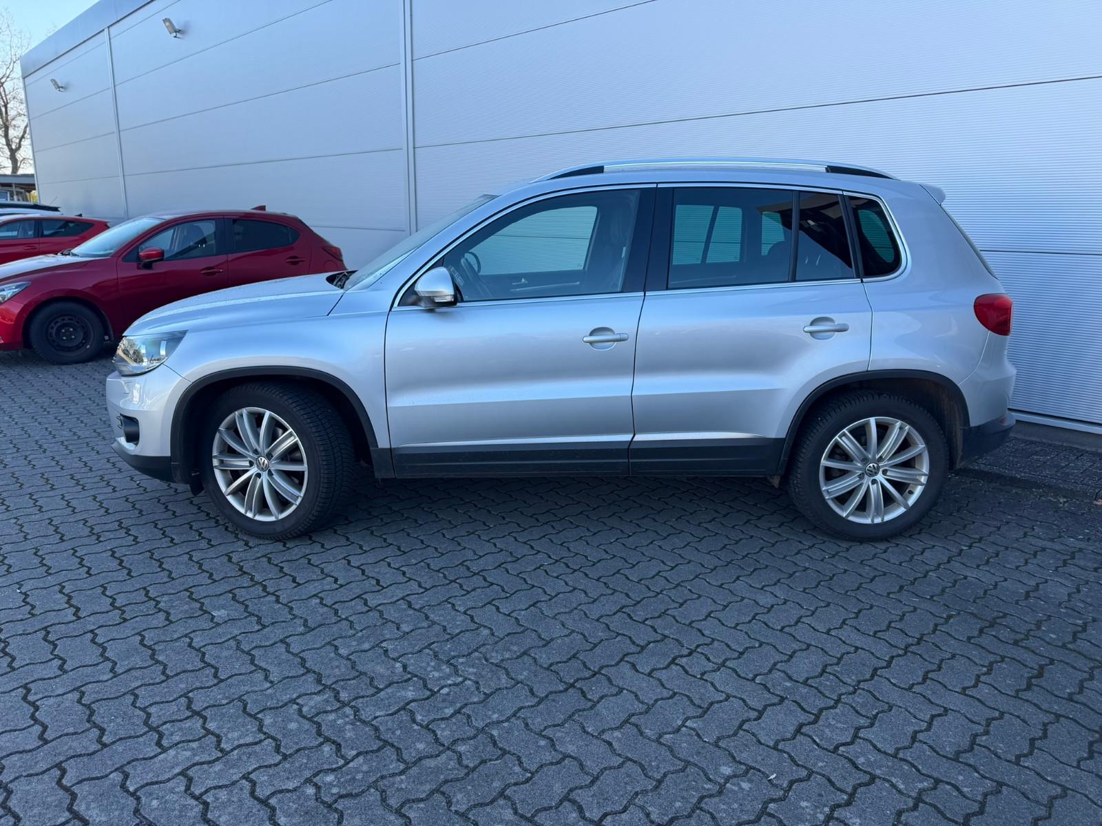 Volkswagen Tiguan 2.0 TDI LOUNGE Sport & Style - AHK
