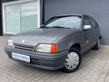 Opel Kadett E 1.4i Fun 60PS 1.Hand Schiebedach 80TKM - Opel Kadett: Coupé