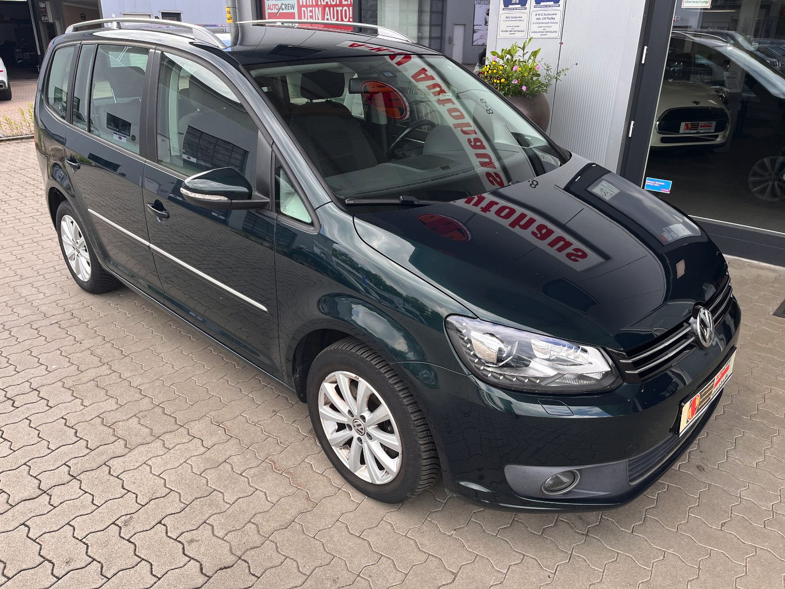 Fahrzeugabbildung Volkswagen Touran Highline BMT 2.0 TDi DSG