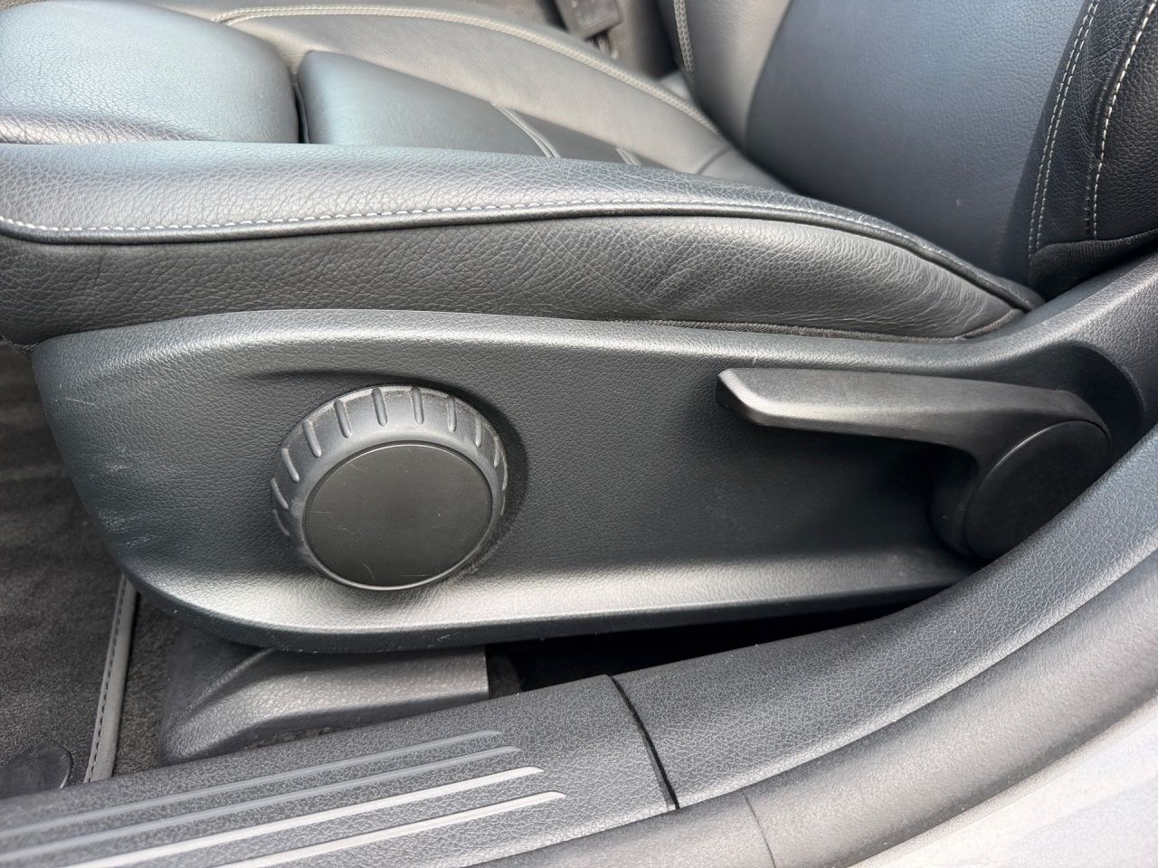 Fahrzeugabbildung Mercedes-Benz CLA 250 e SB AMG+NIGHT+PANO+STNDHZ+AMBIENTE+LED+