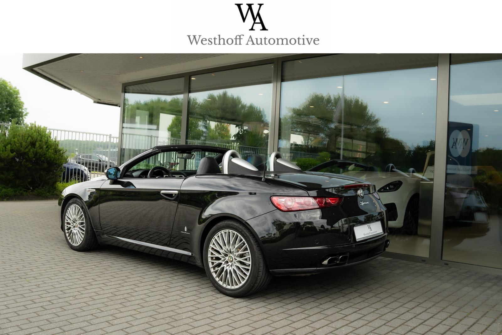 Alfa Romeo Spider 3.2 V6 JTS 260 ch BVM Q4 / 71 000 km / Cuir Poltrona Frau / Sièges électriques chauffants / Jantes 18"