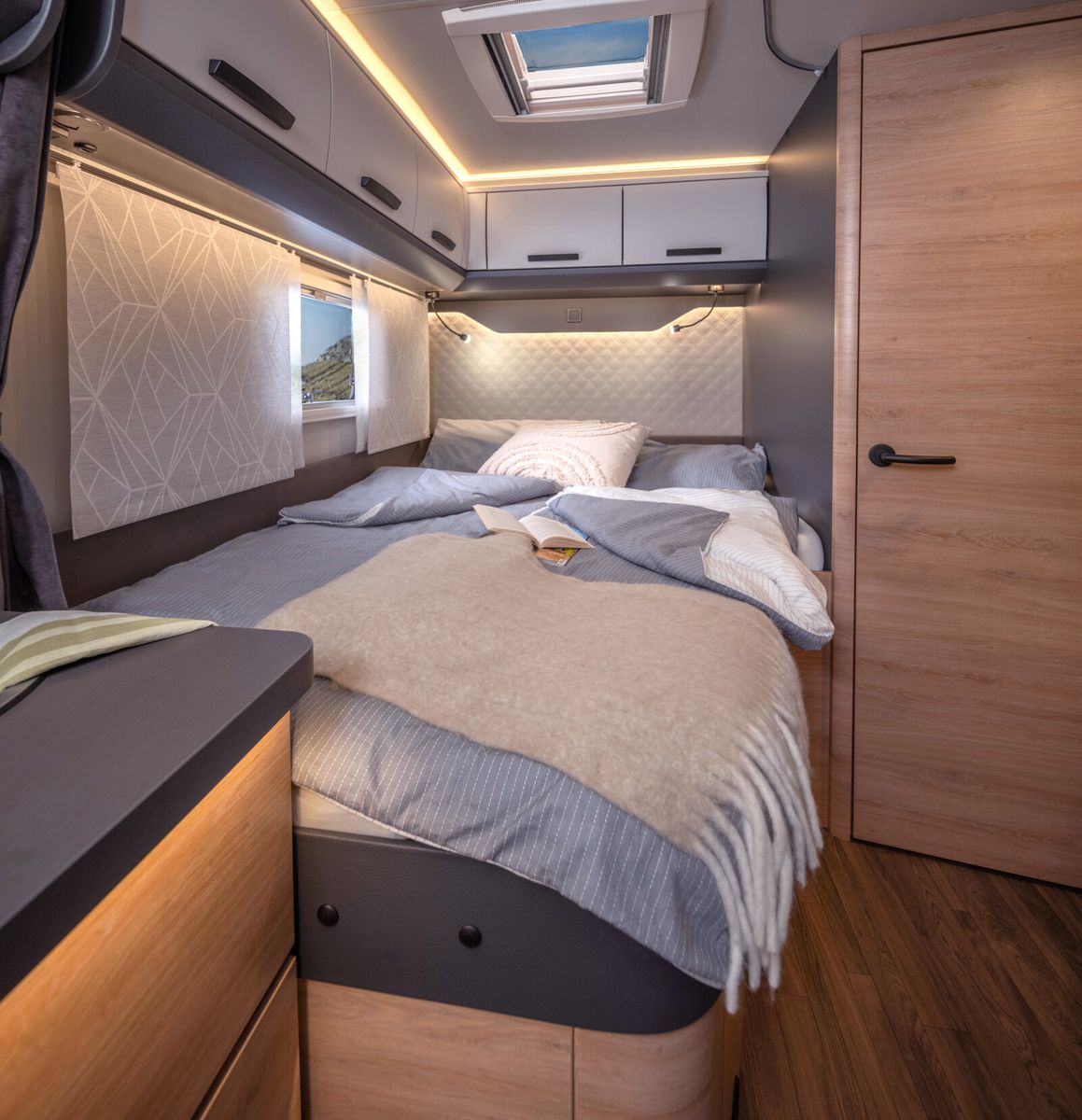 Fahrzeugabbildung Knaus L!VE TI PLATINUM SELECTION 590 MF LIVE AHK