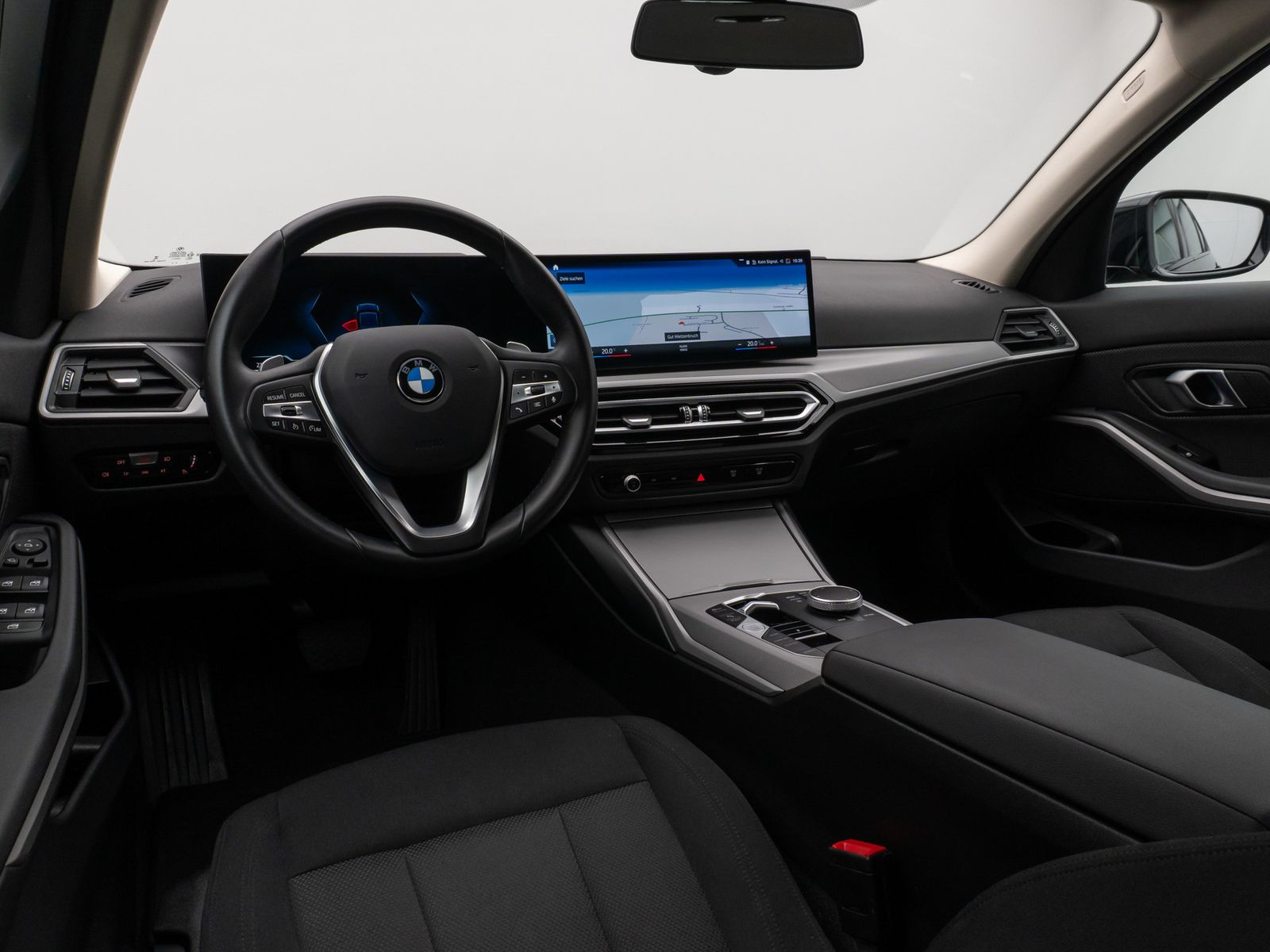Fahrzeugabbildung BMW 318i GeschwindigReg DAB PDC Cockpit+ Widscreen