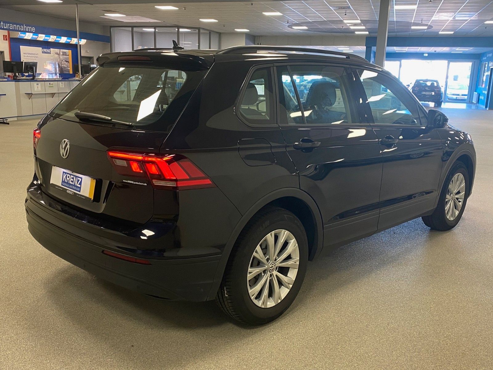 Fahrzeugabbildung Volkswagen Tiguan 1.4 TSI ACT DSG Trendline+NAVI+LED+TEMPOM