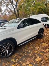 Mercedes-Benz GLE 350 d 4MATIC - - Mercedes-Benz GLE 350: Beheizbares Lenkrad