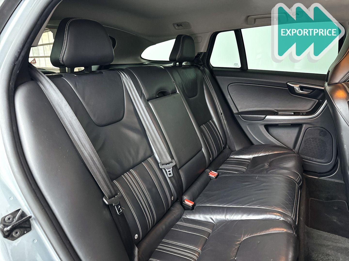 Volvo V60 2013 — photo 30