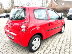 Fahrzeugabbildung Twingo Authentique 1.2 16V Erst 16.400 Km!!