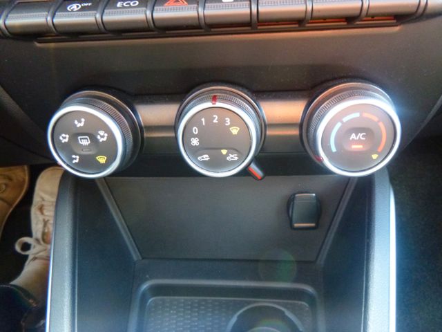 Fahrzeugabbildung Dacia Duster II 1,6 SCe Prestige >NAV/KAM/PDC<