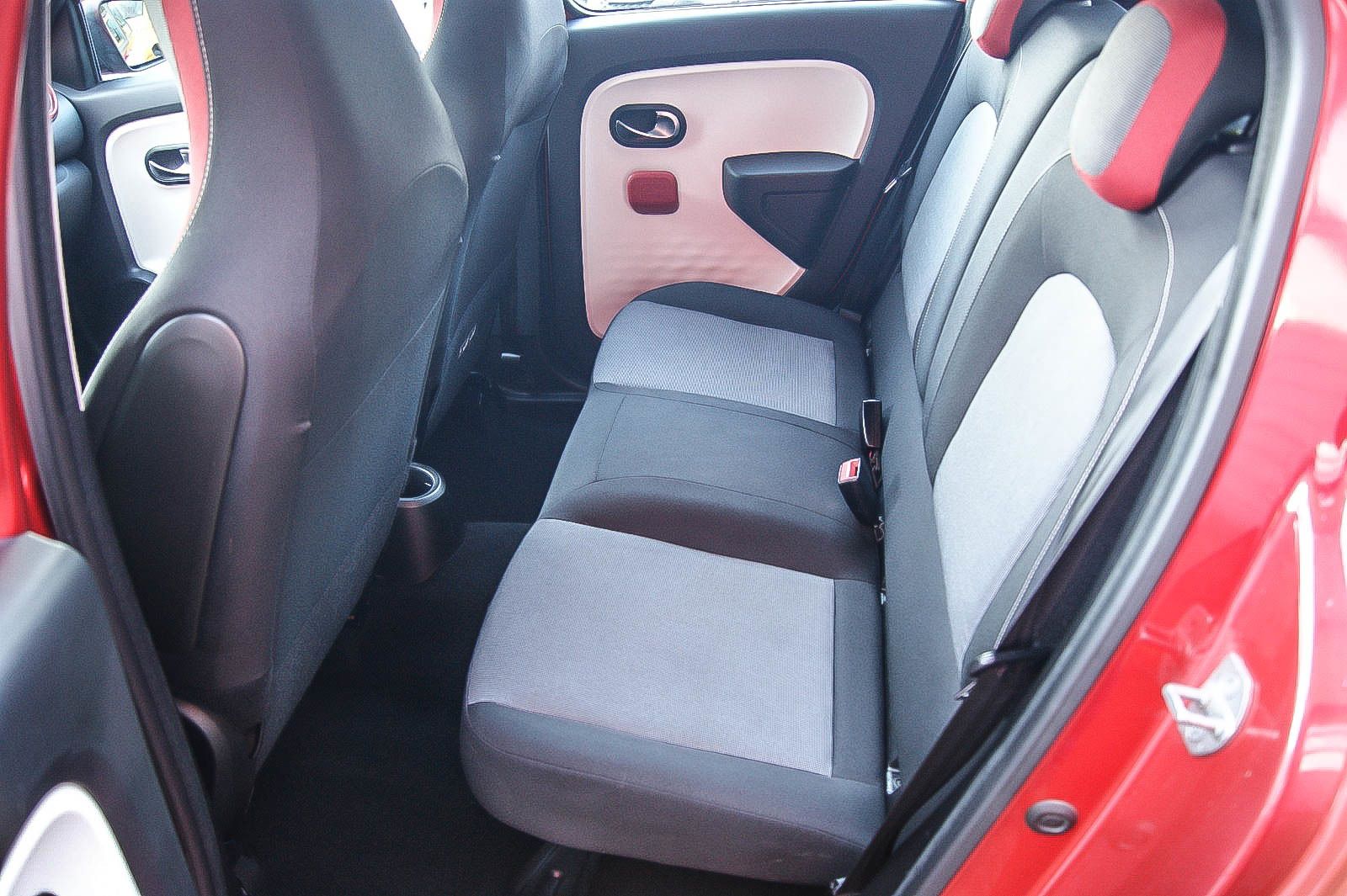 Fahrzeugabbildung Renault Twingo Dynamique 1.0 FALTDACH PDC SIHZG TEMPOMAT