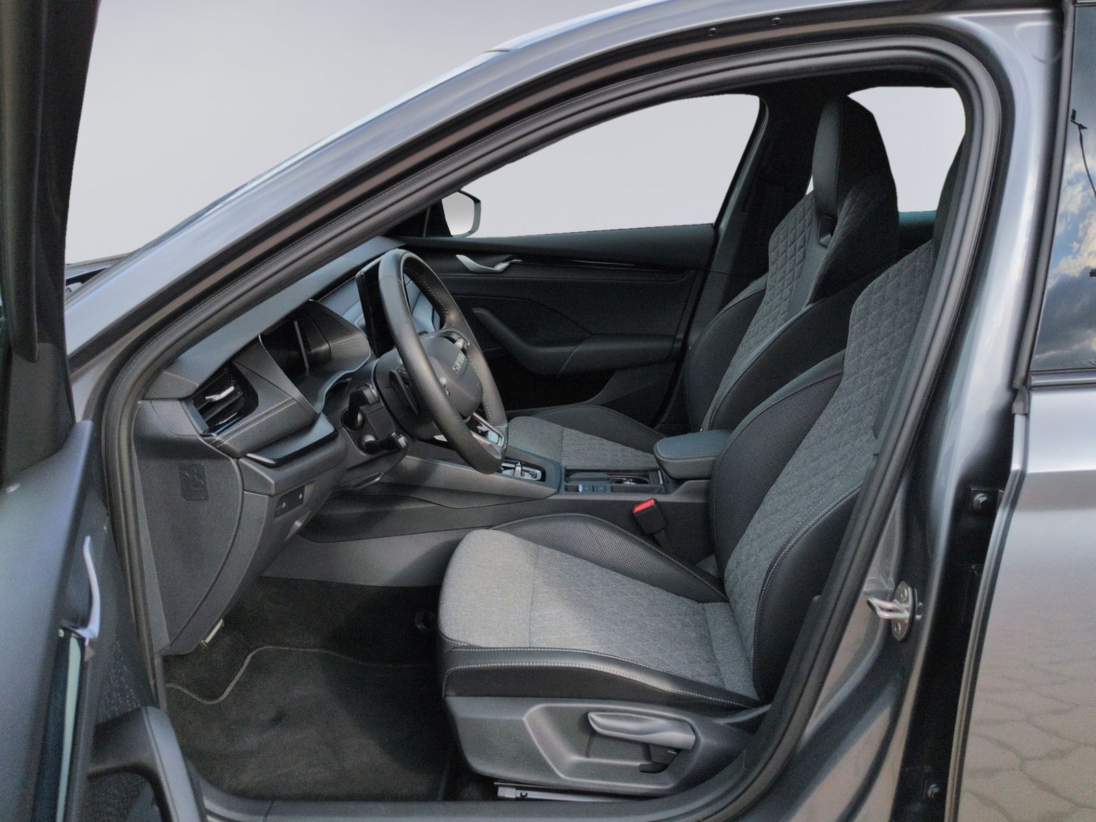 Octavia 1.5 TSI DSG Sportline KAMERA+NAVI+SHZ+