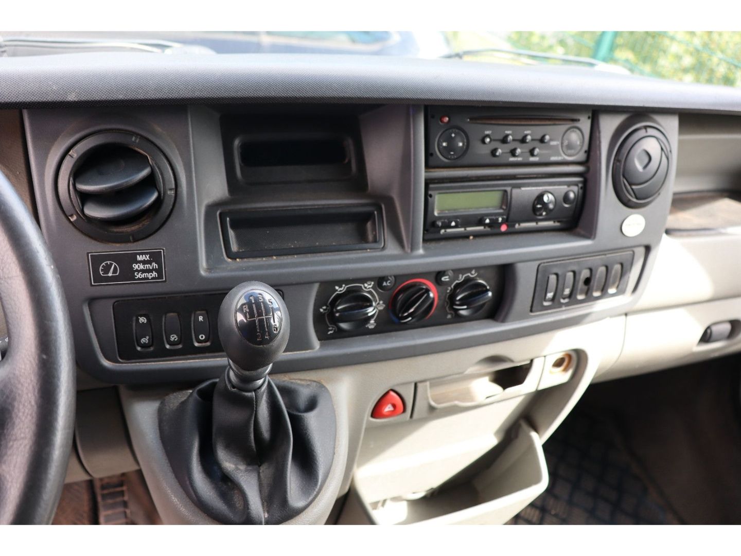 Fahrzeugabbildung Renault Mascott 3.0 Diesel Koffer Klima 3-Sitzer