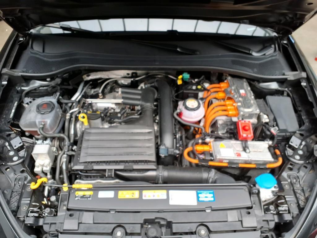 Cupra Leon 1.4 e-Hybrid Klima*Tempo*Nav*PDC*RFK