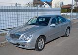 Mercedes-Benz Mercedes E240 W211 Limousine, toller Zustand - Mercedes-Benz E 240 von privat