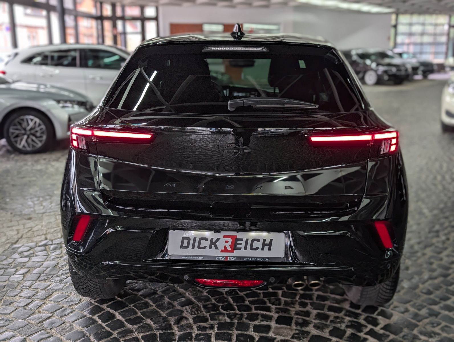 Fahrzeugabbildung Opel Mokka GS BLACK INTEL LUX TECH KAM SHZ BHL VIRT