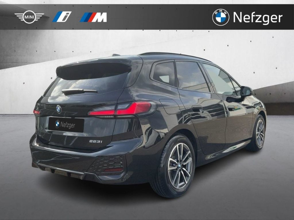 BMW 223 Active Tourer - Bild 4