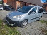 Peugeot Partner Tepee Tepee Tendance 120VTi - gebrauchte Peugeot Partner Tepee aus dem Jahr 2010
