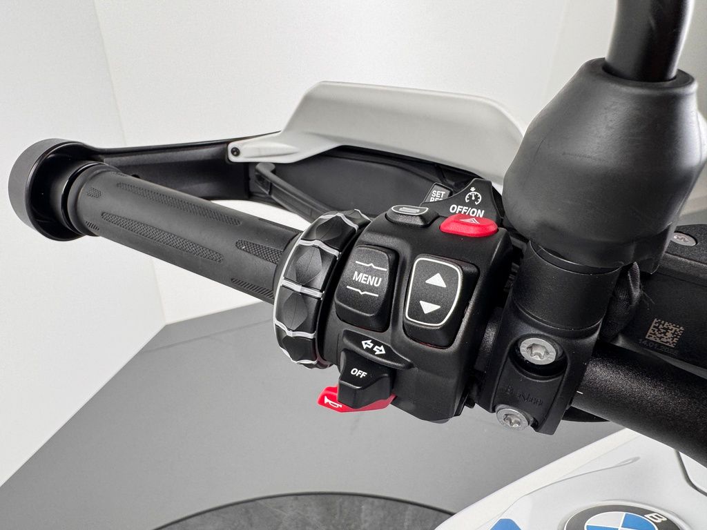 Fahrzeugabbildung BMW R1300 GS *4 PAKETE *RIDE-HEIGHT *TOP-ZUSTAND