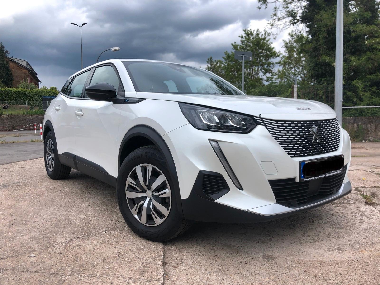 Peugeot e-2008 Active LED/Kamera/PDC