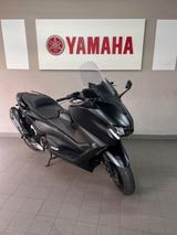 Yamaha TMAX 560 XP500A MDNM8 SWORD GREY - YAMAHA 500