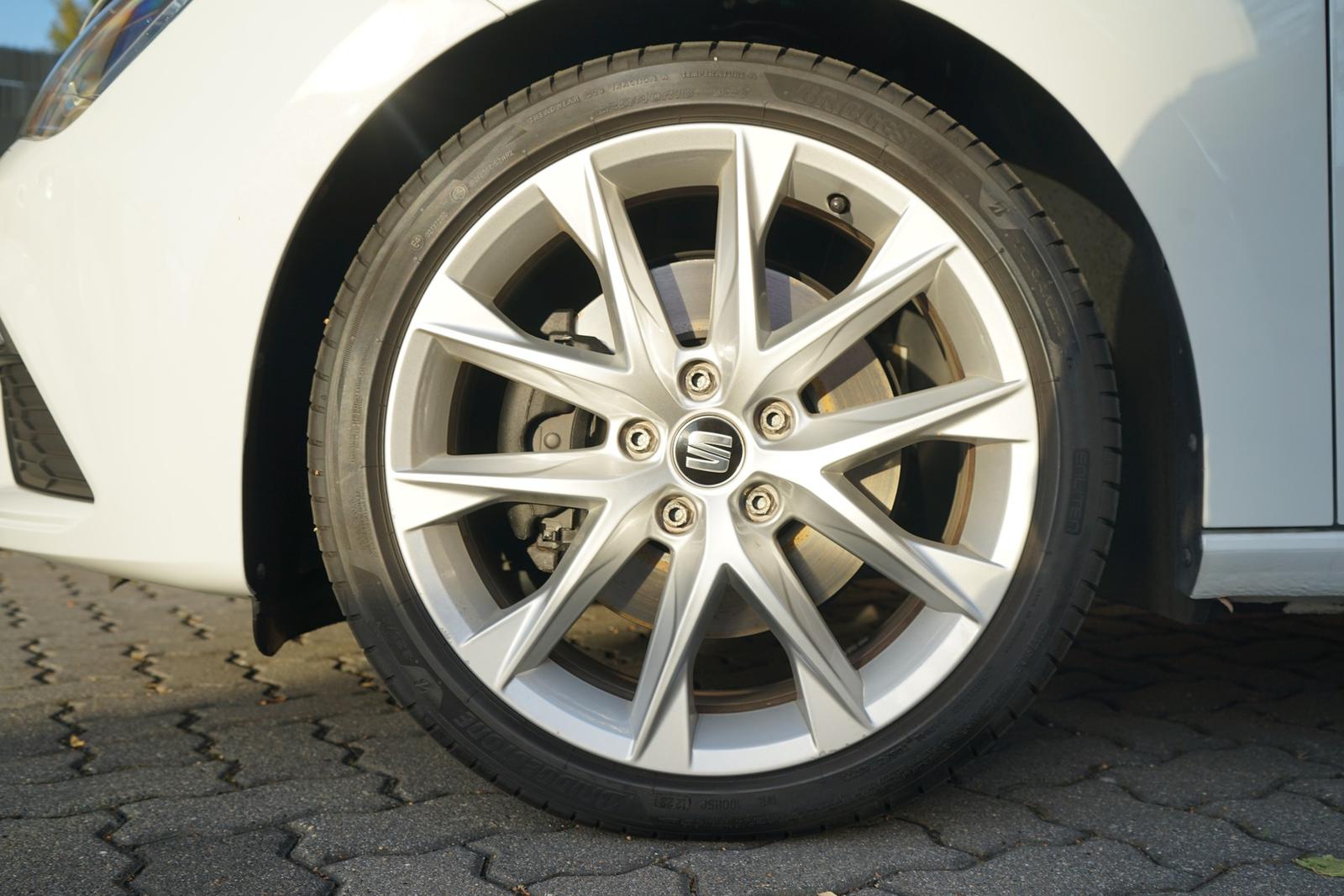 Seat Leon ST 1.8 FR DSG LED Navi AHK Sitzheizung PDC
