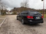 Mercedes-Benz  E 63 T AMG 4MATIC ALL BLACK,PANO,360° - gebrauchte Mercedes-Benz E 63 AMG aus dem Jahr 2015