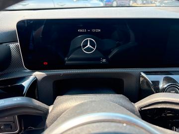 صورة مصغرة 13 لـ 2019 Mercedes-BENZ A 220