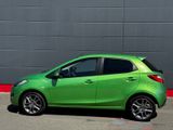 Mazda 2 Lim. 1.3 Edition 40 Jahre/TUV/UNFALLFREI - Mazda 2: Grün, Metallic