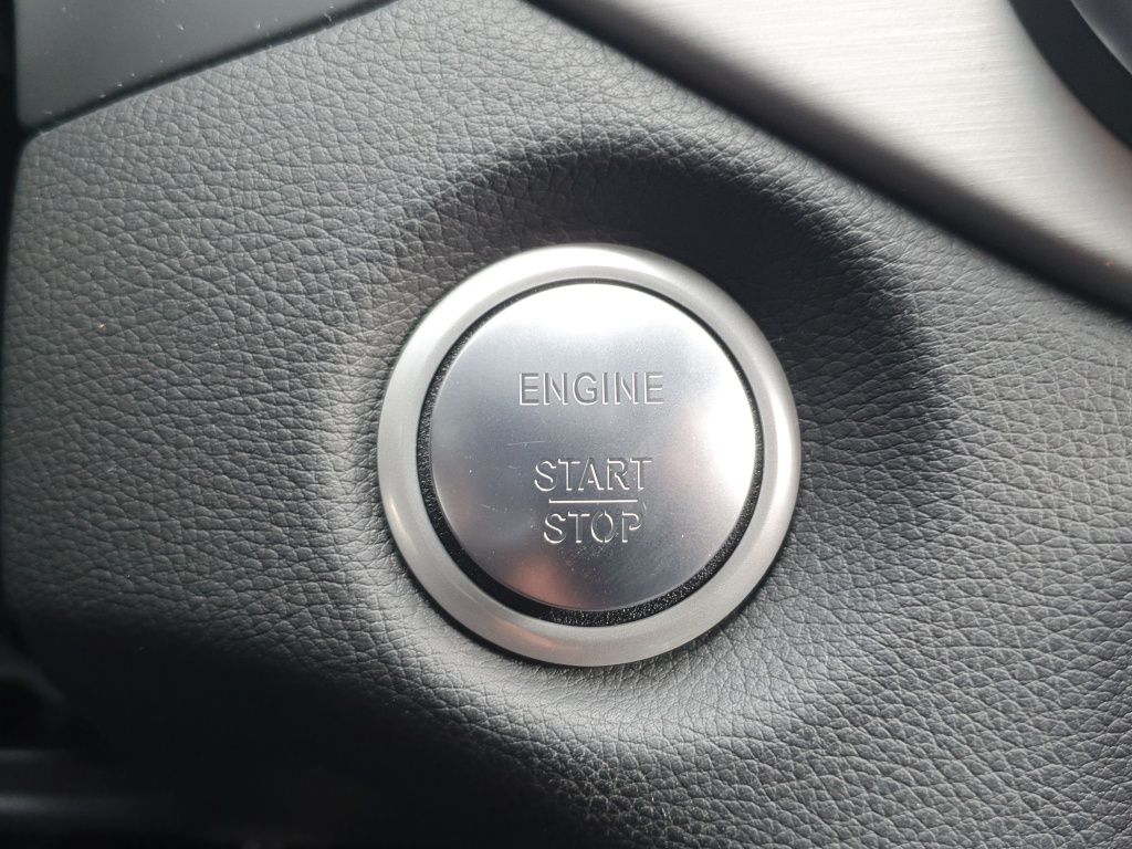 Fahrzeugabbildung Mercedes-Benz CLA 200 Shooting Brake AHK*Leder*KeyLess*LED*PDC