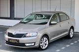 Skoda Rapid Ambition Automatik/PDC/SHZ/All Season/TEMP - Skoda Rapid: Limousine