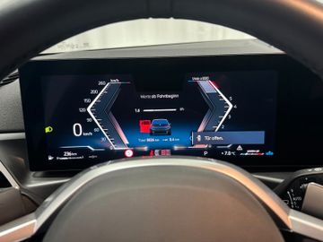 BMW 330 i Touring xDrive M Sport Navi LED Kamera