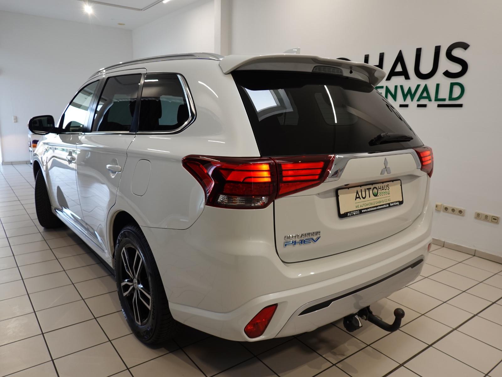 Mitsubishi Outlander PHEV Basis Spirit 4WD