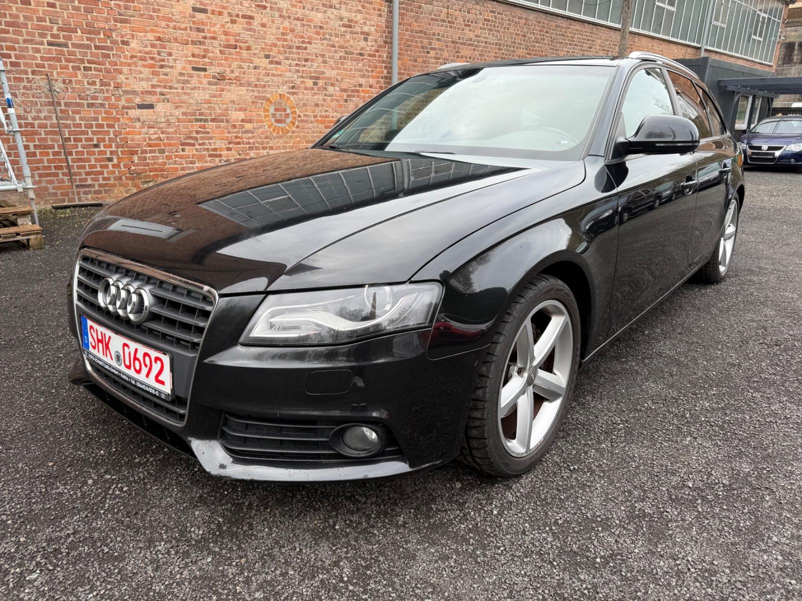 Audi A4 Avant S line 2.0 TFSI *1.Hand *ATM