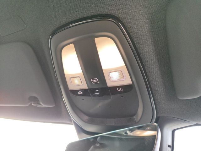 VOLVO XC 40 (Bild 21 von Array)