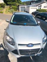 Ford Focus 1,0 EcoBoost 92kW Titanium Turnier Tit... - Ford Focus aus 2012: Ecoboost