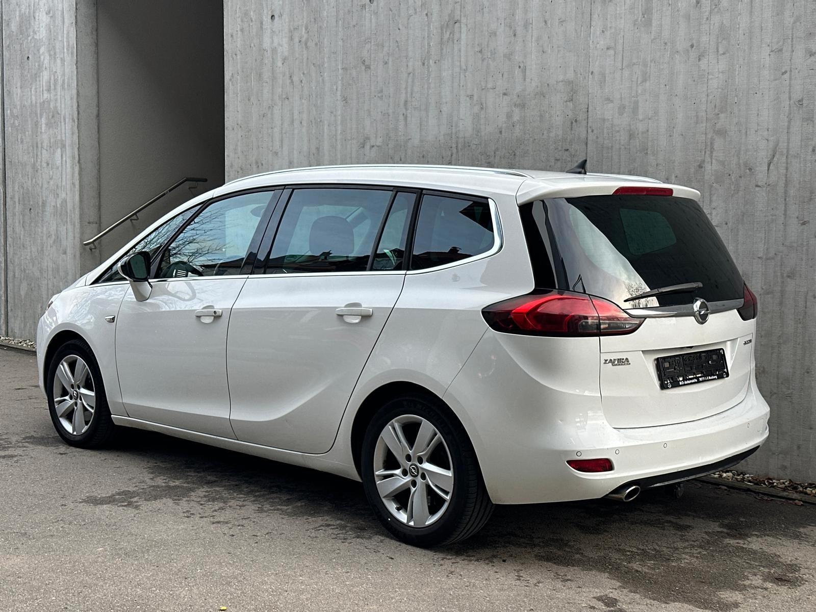 Opel Zafira C Tourer Innovation *MOTORLEUCHTE*