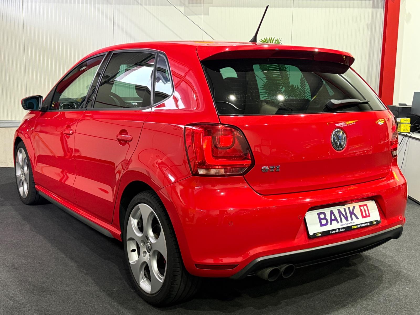 Volkswagen Polo V GTI*1 HAND*PDC*KLIMAAUTO.*TEMPOMAT*ALU*BT