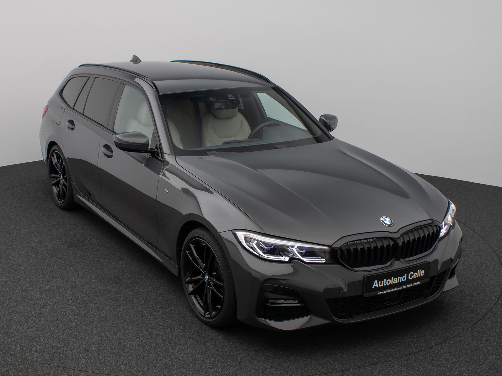 Fahrzeugabbildung BMW 320i M Sport Kamera DAB Laser Alarm Leder 19Zoll