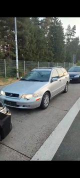 Volvo V40 1.9 TDI AHK 216 tkm fahrbereit - Volvo V40 mit Diesel-Antrieb: 1.9