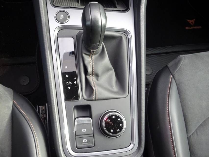 Fahrzeugabbildung CUPRA Ateca 2.0 TSI Automatik Edition VZ 4Drive
