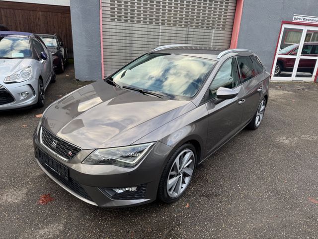 Seat Leon ST FR Xenon Navi PDC 2.Hand Service Neu